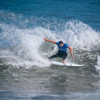 Aussie falls short in El Salvador surfing final