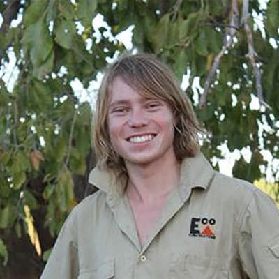 Tradie's mysterious death on roadside likely a homicide