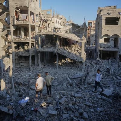 Israeli fire kills four in Gaza as mediators hold talks