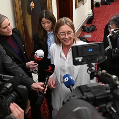 Unity call as Labor leadership coup runs out of steam