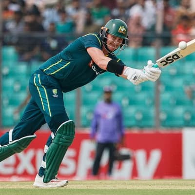 Renshaw runs riot as Aussies seal Bangladesh T20 series