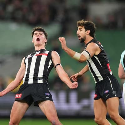 Collingwood 'get clicks': McRae on Pies list debate