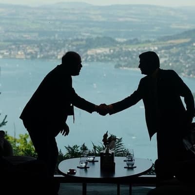 Iran talks make 'encouraging progress' despite tensions