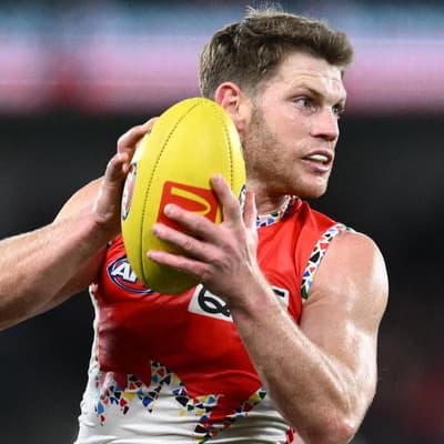 Luckless AFL veteran calls time, star Swan to return