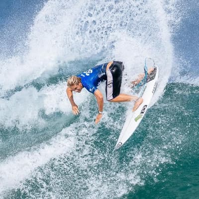 Buzzer beater sees Aussie surf star book Rio semi spot