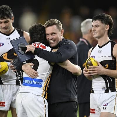 Hawthorn coach shuts down Tasmania, Carlton speculation