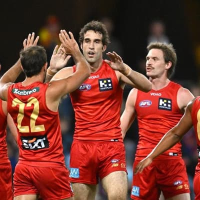 They sit there and throw stones: Suns coach hits back