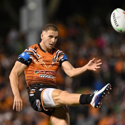 Returning Tiger brings 'class, experience, confidence'