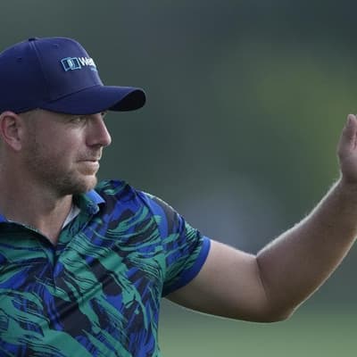 Ryder Cup hopeful Wallace makes move with course record