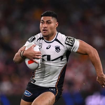 Broncos winger dropped after string of driving offences