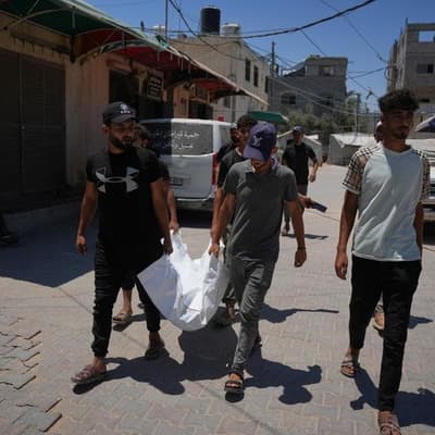 Israeli strike kills three Gazans, including child