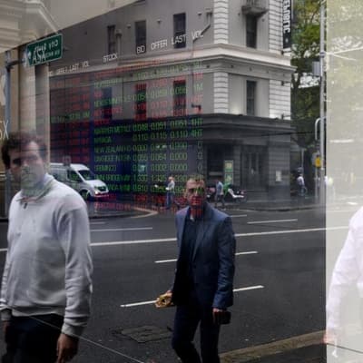 Banks and supermarkets drag Australian shares lower