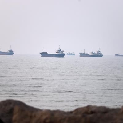 US and Iran hold indirect technical peace talks