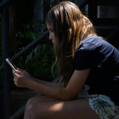 Delay to strengthen social media laws 'extraordinary'