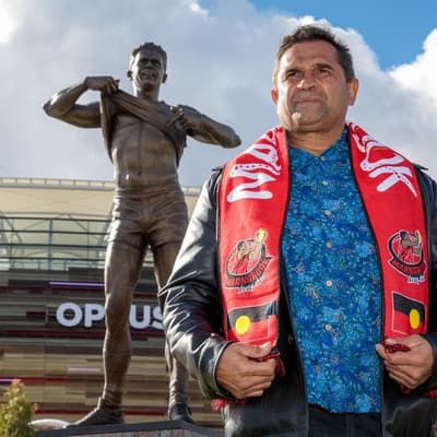 Nicky Winmar's statue to go after assault conviction