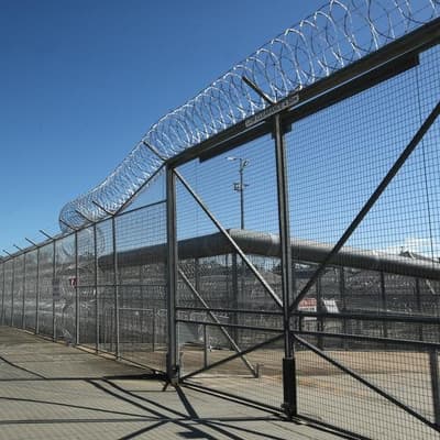 'Revolving door': Rehab at packed jails questioned