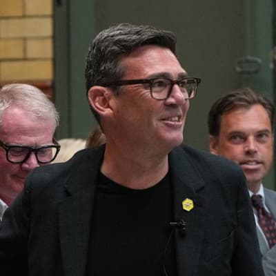 UK Labour MPs overwhelmingly back Burnham to be PM