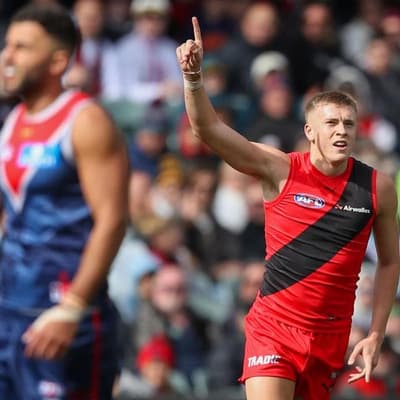 Beleaguered Bombers receive huge boost with re-signing