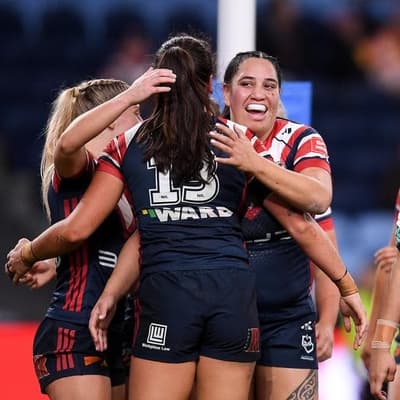 Roosters hold off Knights in clash of NRLW heavyweights