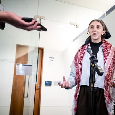 Jewish student backs violence against colonisation