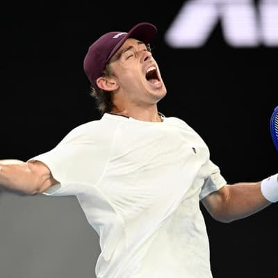 Demon celebrates wedding and career-high world No.5