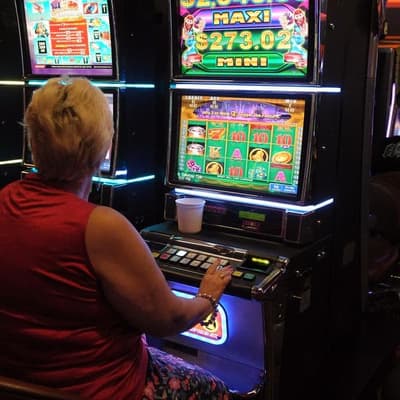 Pokies reforms slammed as 'backwards' by regulator