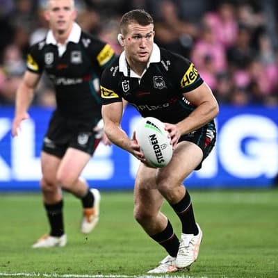 Premiership Panther hits books during injury lay-off