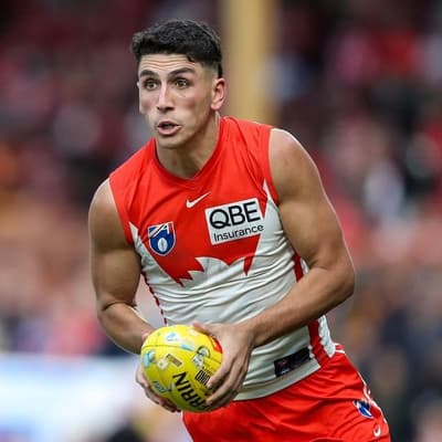 Swans star shakes off nerves, pushes for injury return