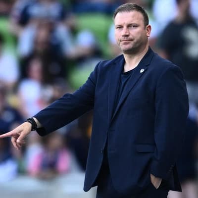 Ex-Victory coach joins Kewell on Asian adventure