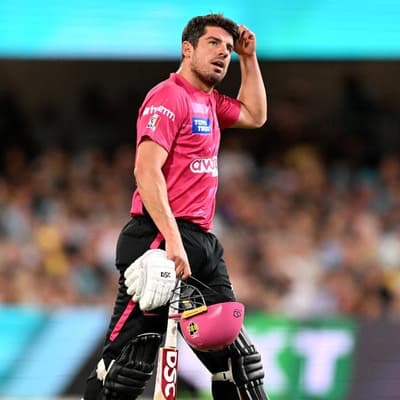 'Didn't feel right': NSW cricket great calls stumps