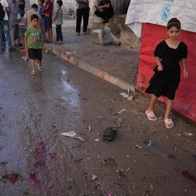 Israel strikes kill people 'during Gaza Strip funeral'