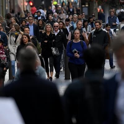 Jobs data tops economic agenda as Iran war re-escalates