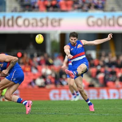 Bulldogs pile more misery on Suns in nine-point win