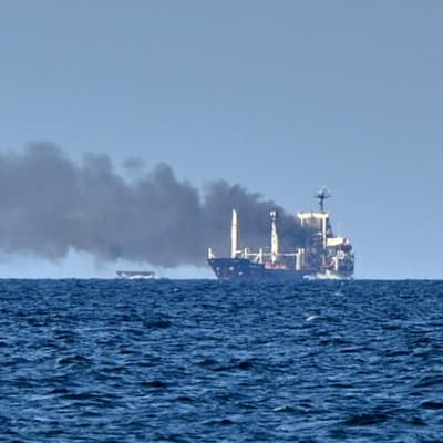 Ukraine says Russian attack on corn ship kills 10
