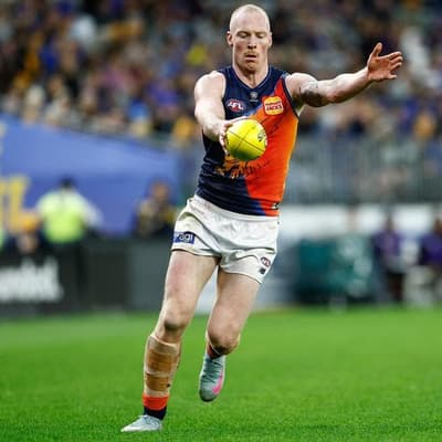 Eagles sign restricted free agent ruckman until 2032