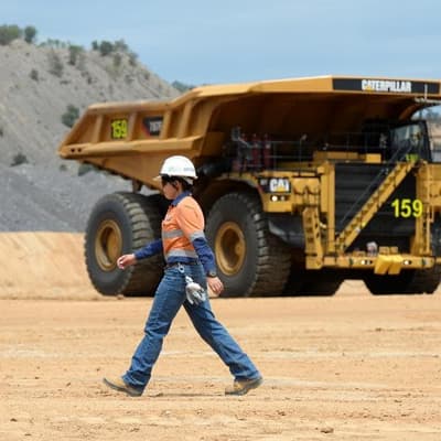 'Unimaginable': worker dies in mine truck collision