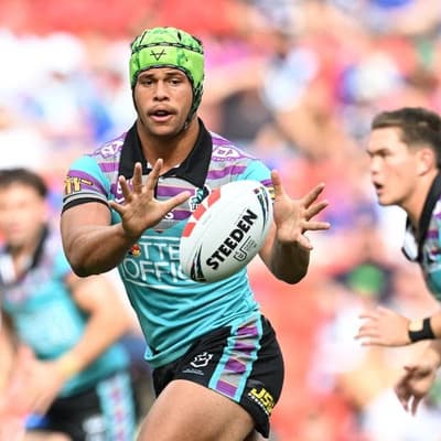 Titans won't let 'vultures' get to Cooper Bai early