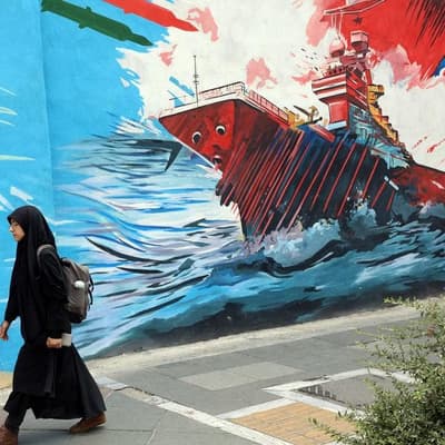 Iran says it still controls strait, not seeking talks