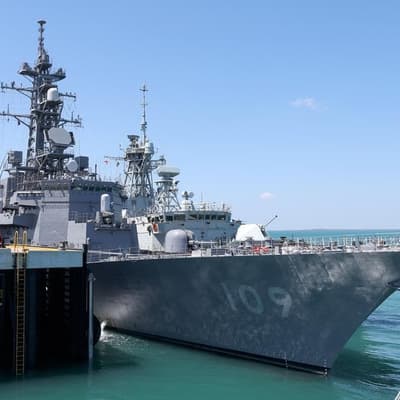 Australia joins Pacific nations flexing military muscle