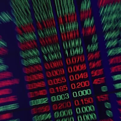Shares scupper early lead but book four months of gains