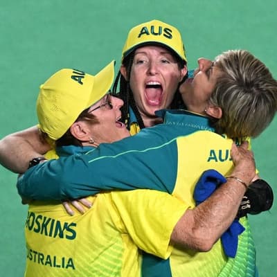 Rolled gold for Australia's oldest Games athlete