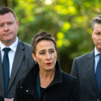 New premier slims down ministry to pass 'pub test'