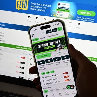 Pressure mounts on Labor to strengthen gambling reforms