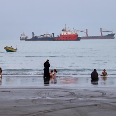 US anticipates Iran-Oman deal so oil traffic can resume