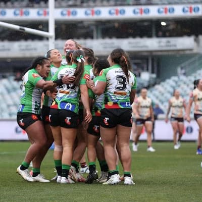 Canberra upset Broncos, Tigers win late in NRLW