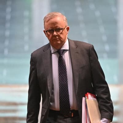 Labor's winter woes as support slumps to decade low