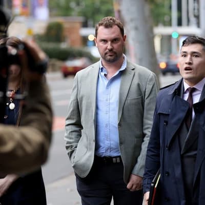 Lobbyist grilled by ICAC over 'commission' payments