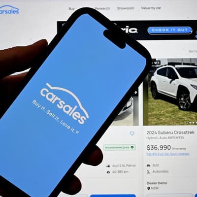 Electric vehicles and hybrids 'gaining real traction'
