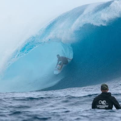 Aussie up next: Slater's sizzling double-barrelled show