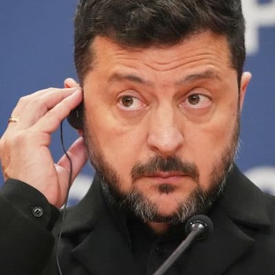 Ukraine says peace proposals handed to US negotiators